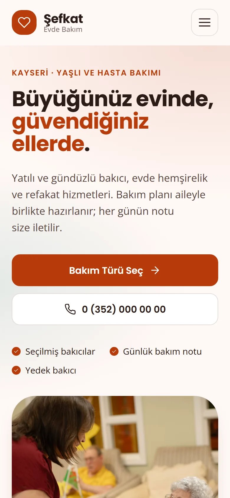Evde Bakım ve Yaşlı Bakımı için örnek web sitesinin telefon görünümü