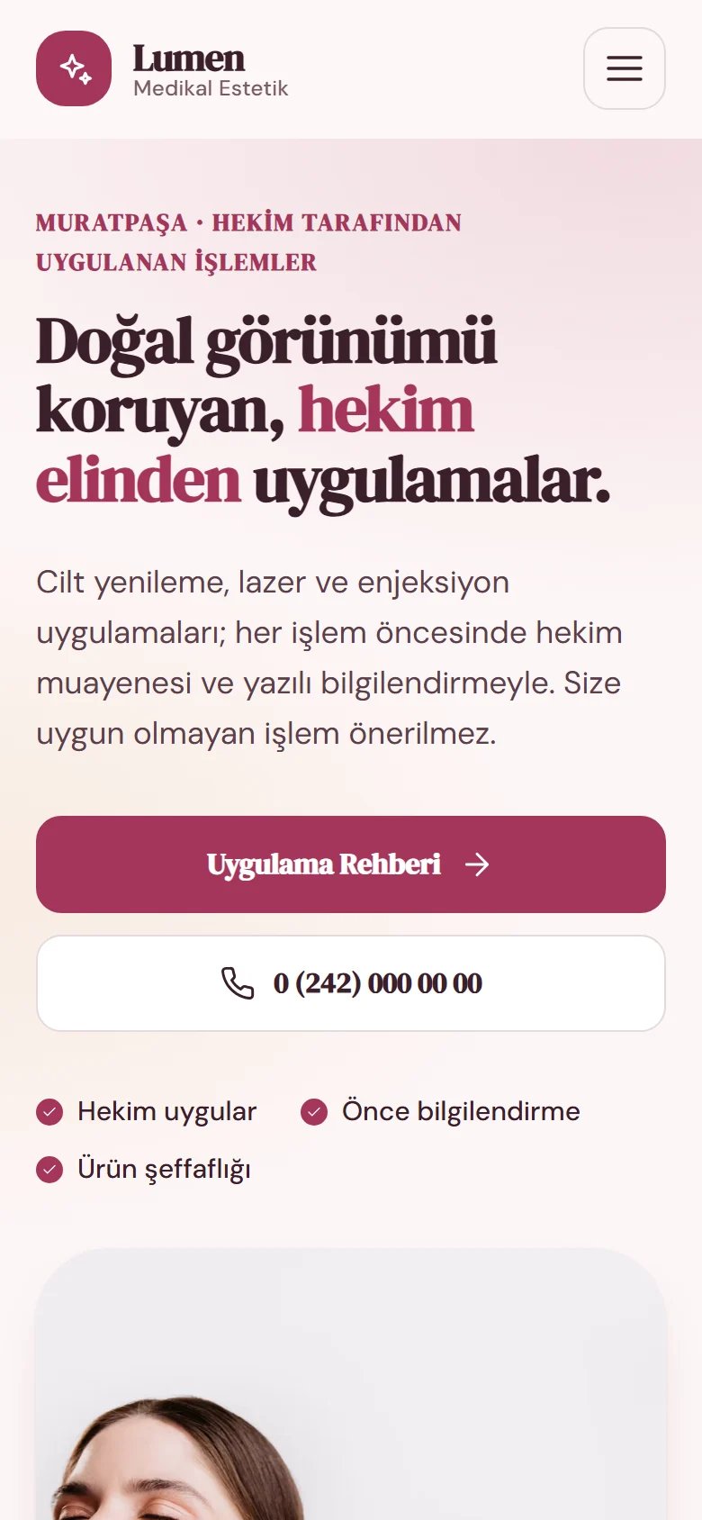 Medikal Estetik Kliniği için örnek web sitesinin telefon görünümü